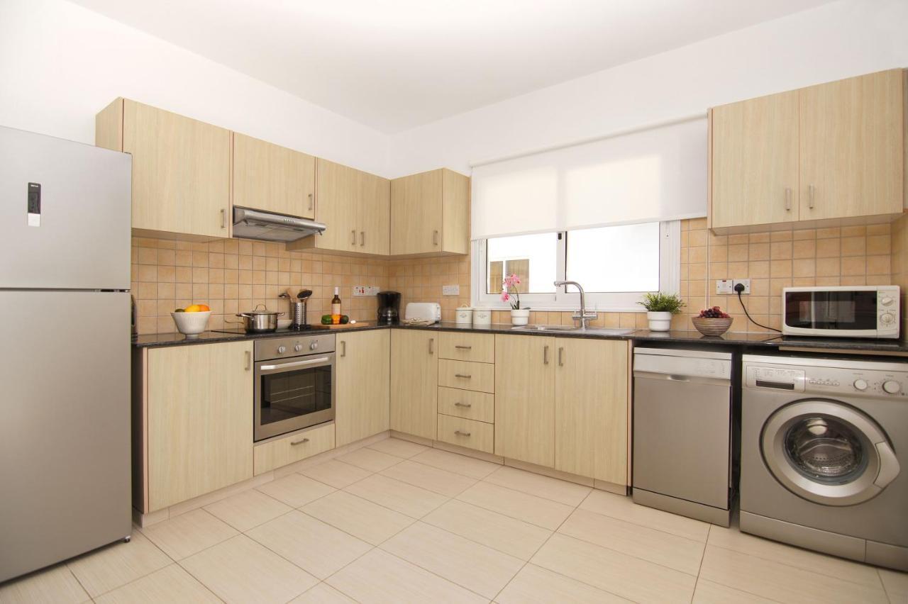 Nissi Sapphire Villa أيا نابا المظهر الخارجي الصورة